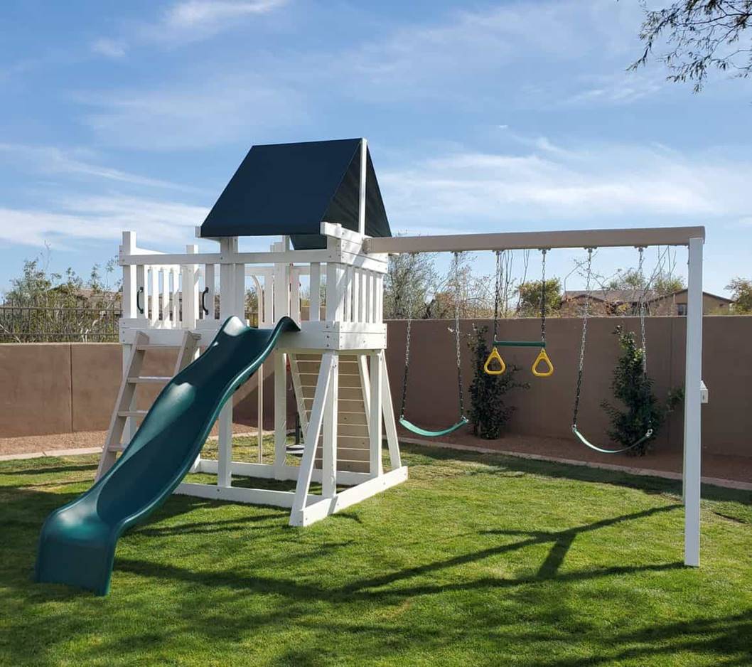 Wonder Wave Slide for a 5' Deck Height - Multiple Colors