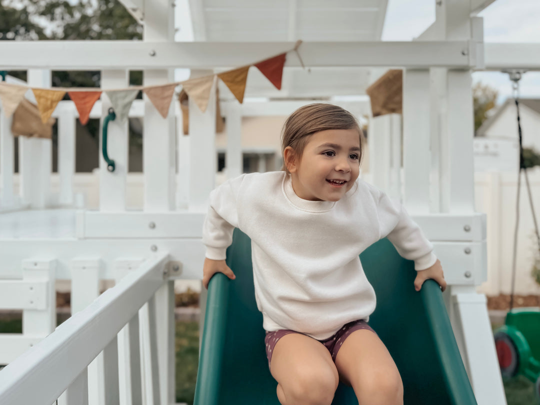 5 Easy Ways to Make More Time for Outdoor Play This Fall