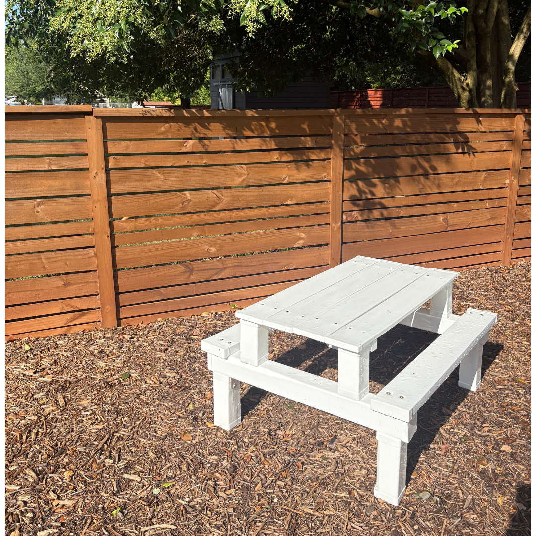 Congo Picnic Table